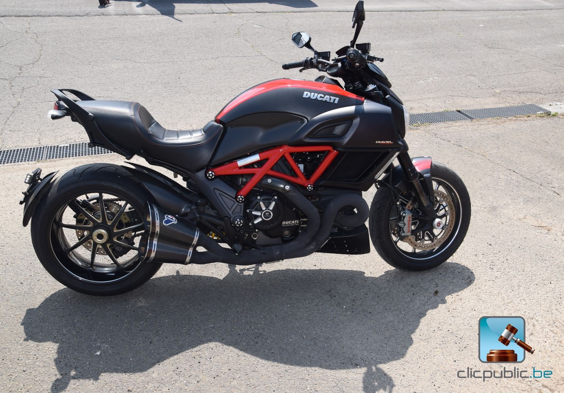 Motorbike DUCATI DIAVEL CARBON (2014) for sale on ...